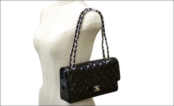 0112ebk02 CHANEL Matelasse Chain Shoulder Enamel Shoulder Bag Black x Silver