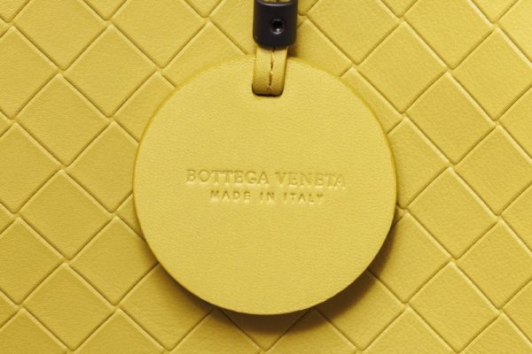 063 Bottega Veneta Intreccio Mirage Leather Tote Bag Yellow