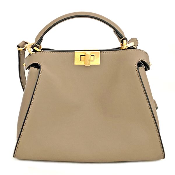 101 2 Fendi Peekaboo Essential gold hardware leather Hand Beige