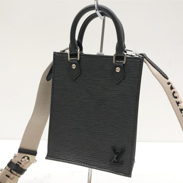 122 20240228 a 7 01 Louis Vuitton Petite Sac Plat Epi Leather Tote Bag Black