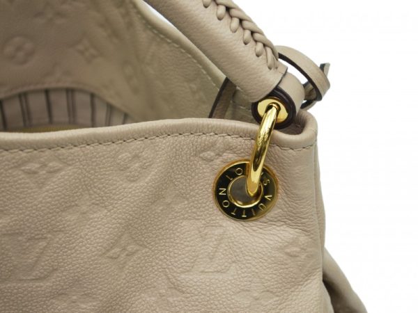 15088339 4 b Louis Vuitton Monogram Annplant Dune Artsy MM Handbag