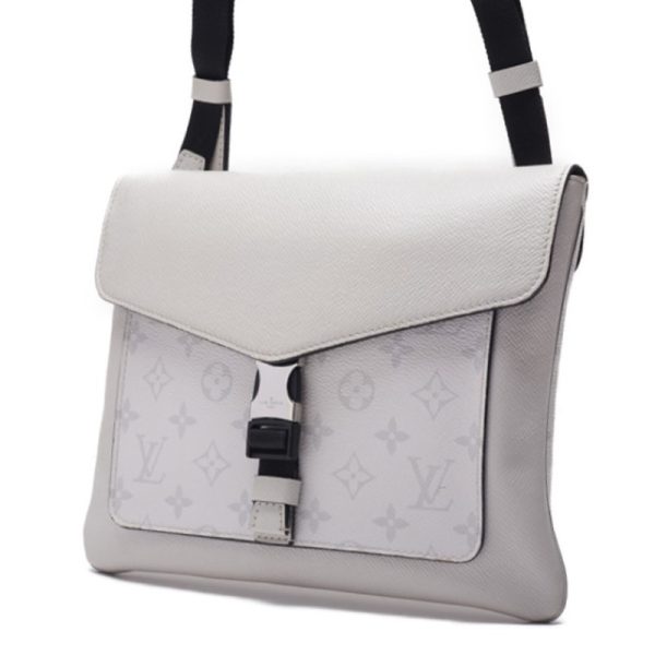 2 Louis Vuitton Monogram Taiga Rama Flap Messenger Bag White