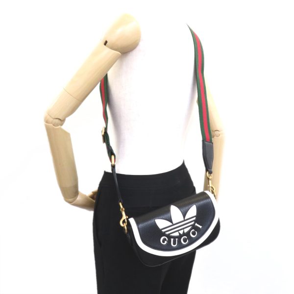 2101217981453 6 Gucci x adidas Shoulder Bag Leather Black White