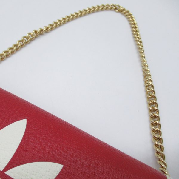 2107600986111 9 Gucci x adidas Chain Wallet Shoulder Bag Leather Red