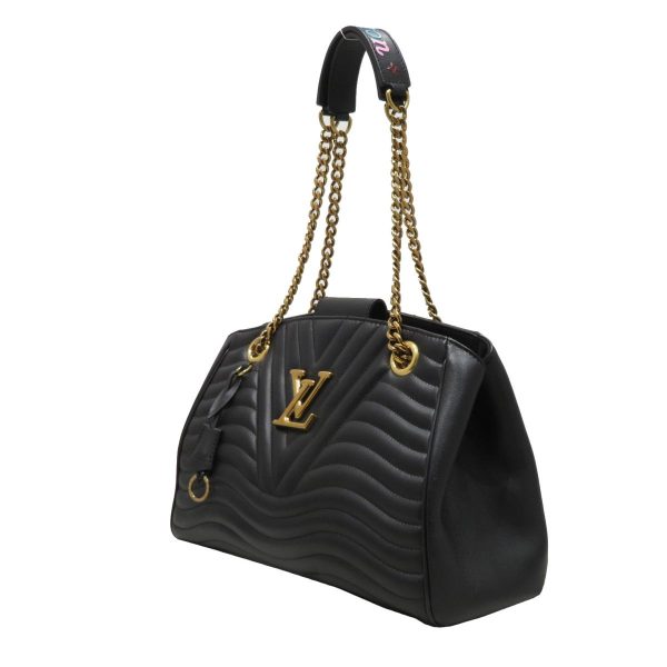 2177000003886 02 LOUIS VUITTONNew Wave Chain Tote Bag for WomenShoulder BagBlackLeather