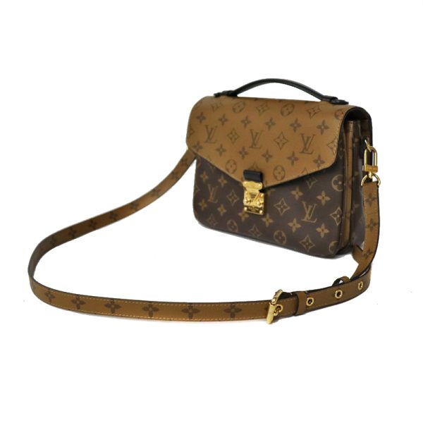 22 7333 18 Louis Vuitton Pochette Metis MM Monogram Shoulder Bag Brown