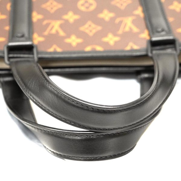 22 8626 7 Louis Vuitton Weekend GM Monogram Canvas Shoulder Bag Brown