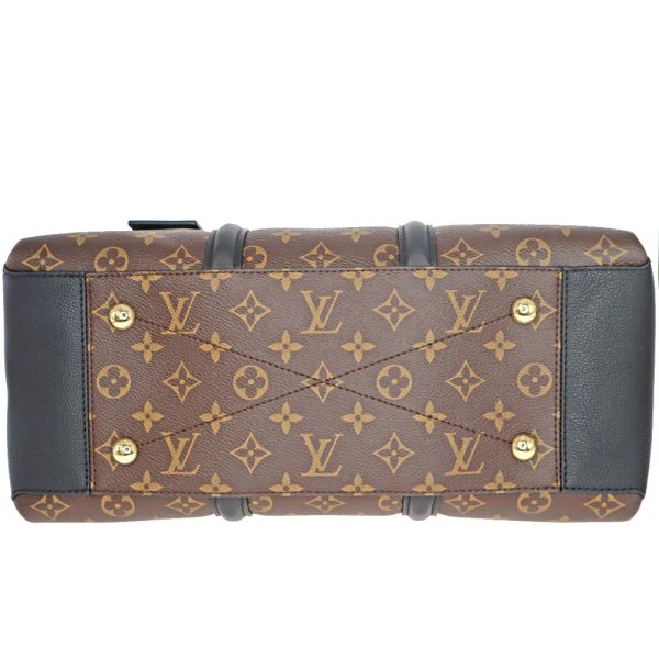 23 3260 06 Louis Vuitton Soufflot NV MM Monogram