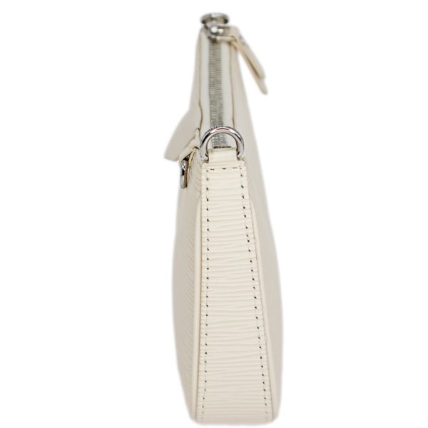 23 6028 03 Louis Vuitton Easy Pouch On Strap