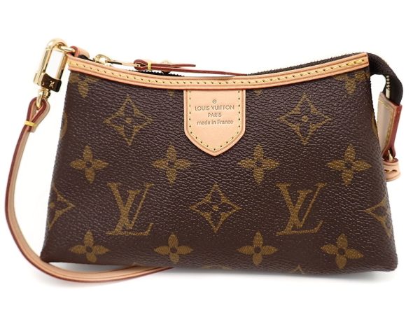 23720tjno2 01 Louis Vuitton Monogram Mini Pochette Delightful Accessory Pouch