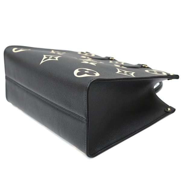 24 230 6 Louis Vuitton On The Go MM Grained Calf Leather Monogram Empreinte Tote Bag Black Beige