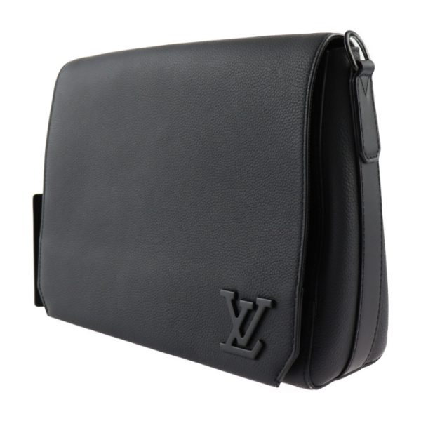 2414033007086 2 Louis Vuitton Take Off Messenger LV Aerogram Calf Grain Leather Shoulder Bag Black