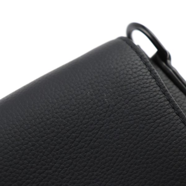 2414033007086 7 Louis Vuitton Take Off Messenger LV Aerogram Calf Grain Leather Shoulder Bag Black