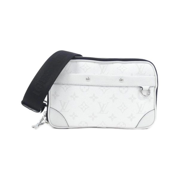 2600071102542 1 b Louis Vuitton Taiga Lama Alpha Messenger Shoulder Bag White