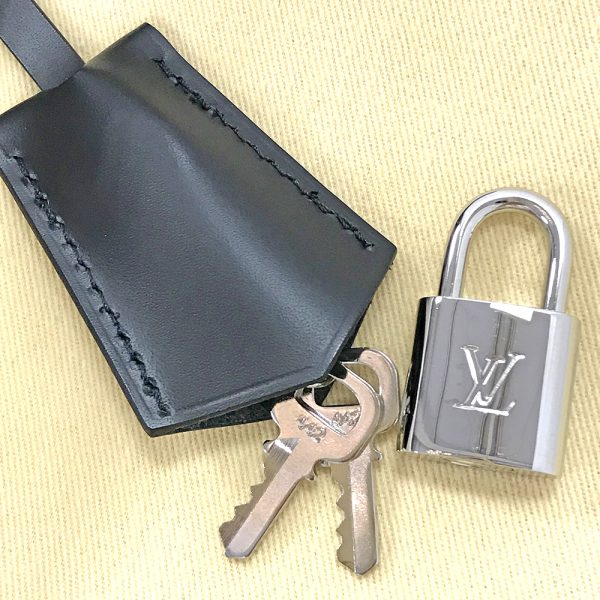 31003149315 251 12u Louis Vuitton Alma PM Epi Handbag Commuting Bag Noir Black