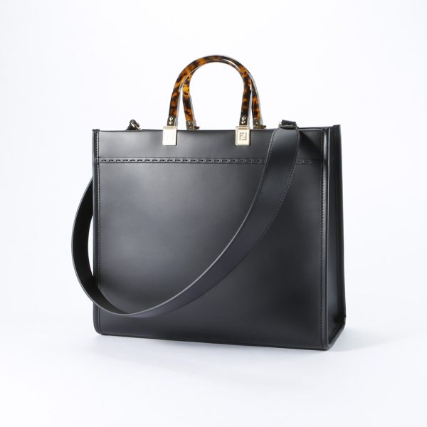 320200kwb190054 1 Fendi Sunshine Medium Shopper Leather Hand Tote Black