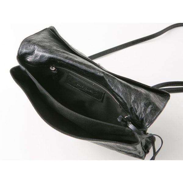 320210kwa690013 6 Balenciaga Clutch Bag Leather Black Navy