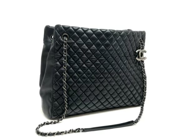 32642 2 Chanel Matelasse Leather Shoulder Bag Black