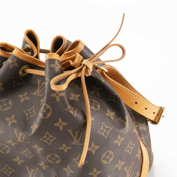 340200kwh490063 4 Louis Vuitton Shoulder Bag Monogram Canvas Petit Noe