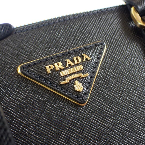 43294 09 Prada Galleria Small Handbag Shoulder Bag Black