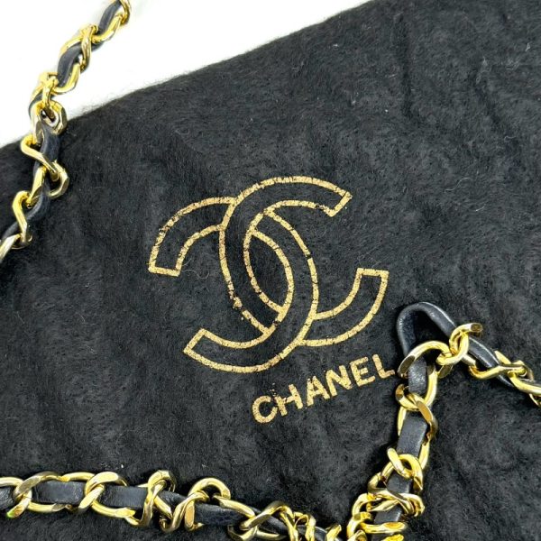 6 Chanel Chevron V Stitch Caviar Skin Shoulder Bag Navy