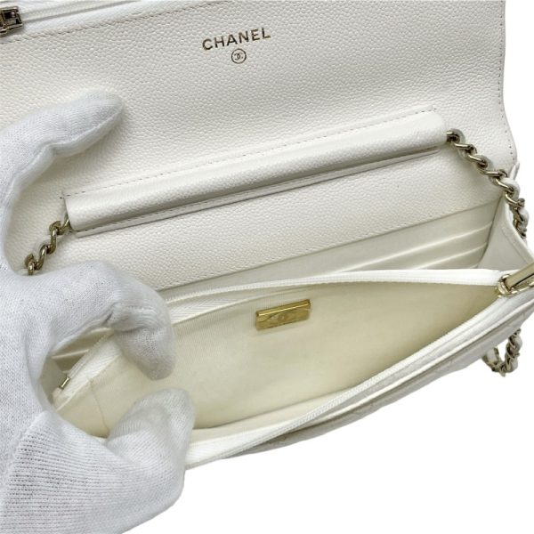 6 Chanel Matelasse Caviar Skin Shoulder Bag White