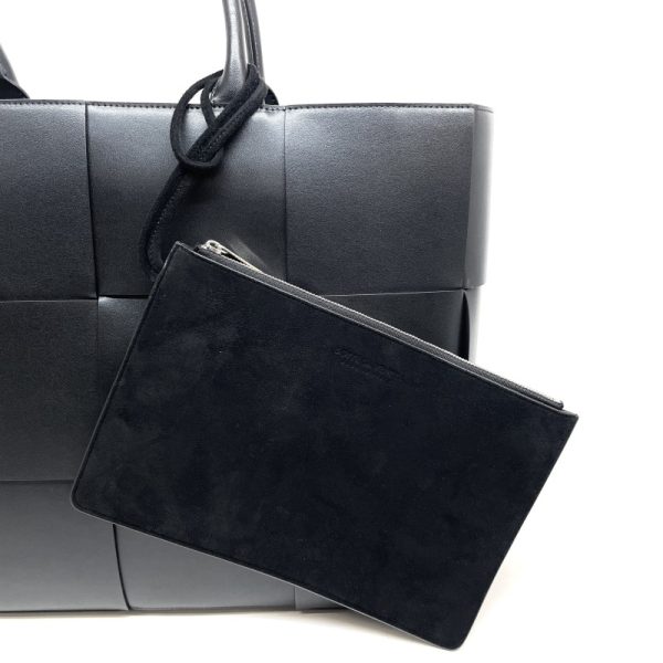 7 Bottega Veneta Maxi Intrecciato Leather Tote Bag Black