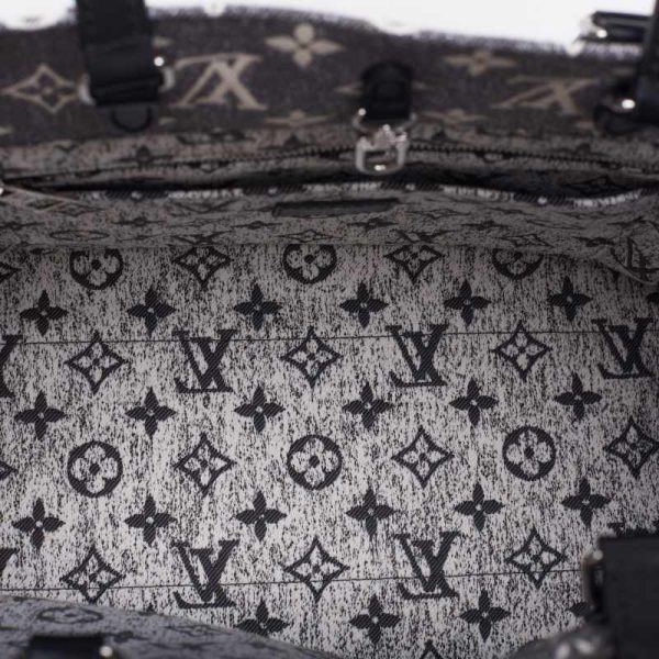 7 Louis Vuitton On The Go MM Jacquard Tote Bag Noir BlackWhite