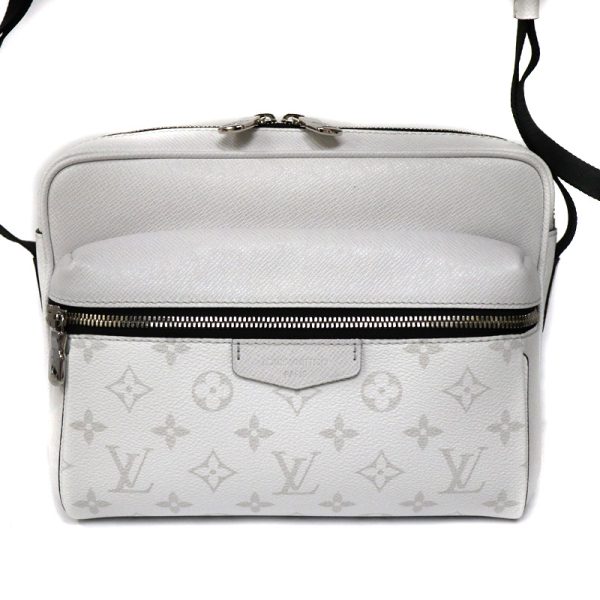 7513 2 Louis Vuitton Messenger PM Taigarama Shoulder Bag White