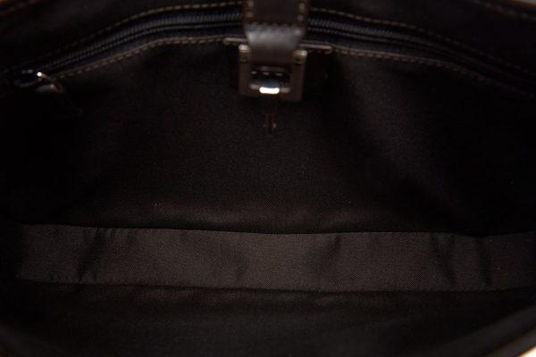 8 Gucci GG Jackie Leather Shoulder Bag Beige