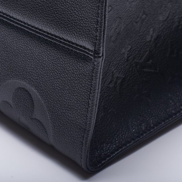 8 Louis Vuitton On The Go GM Monogram Leather Tote Bag Noir Black