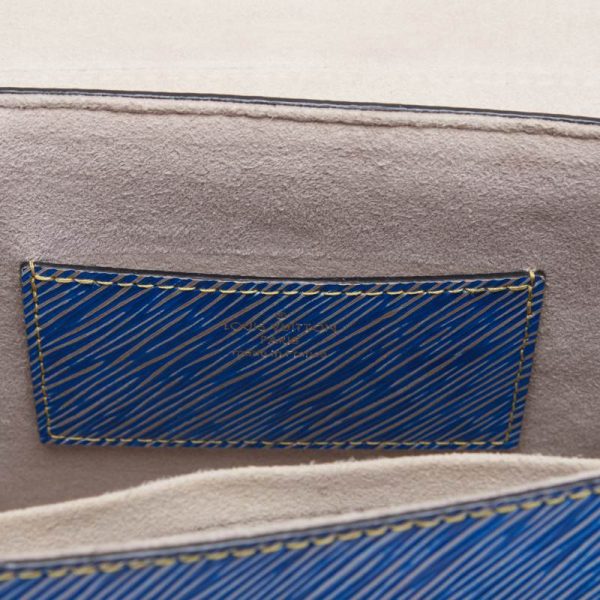 9 Louis Vuitton Epi Twist MM Chain Epi Leather Shoulder Bag Denim Light