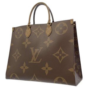 9254169 01 Louis Vuitton Monogram Canvas Accessories Pochette