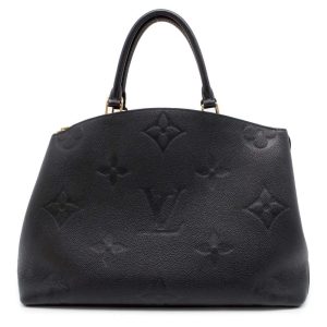 9516649 01 Gucci GG Supreme Messenger Bag Shoulder Bag
