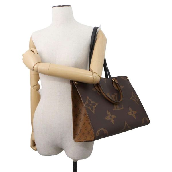 9537316 04 Louis Vuitton Shoulder Bag Monogram Giant On The Go MM Handbag Tote Bag