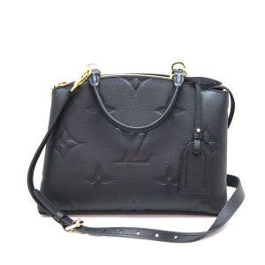 a23 7862 1 PRADA Saffiano Clutch Black Prada Bag