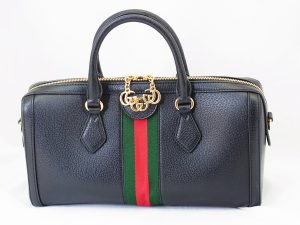 backGu Gucci GG Supreme Padlock Small Chain Bag Black Beige