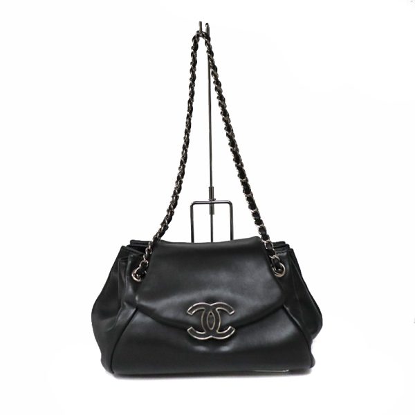 c22 4702 5 Chanel Chain Tote Bag Lambskin Shoulder Bag Black