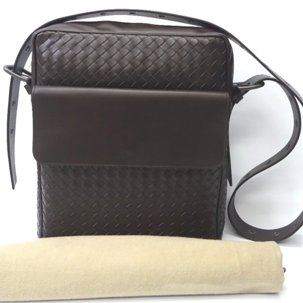 ft596931 3 Bottega Veneta Intrecciato Shoulder Bag Brown