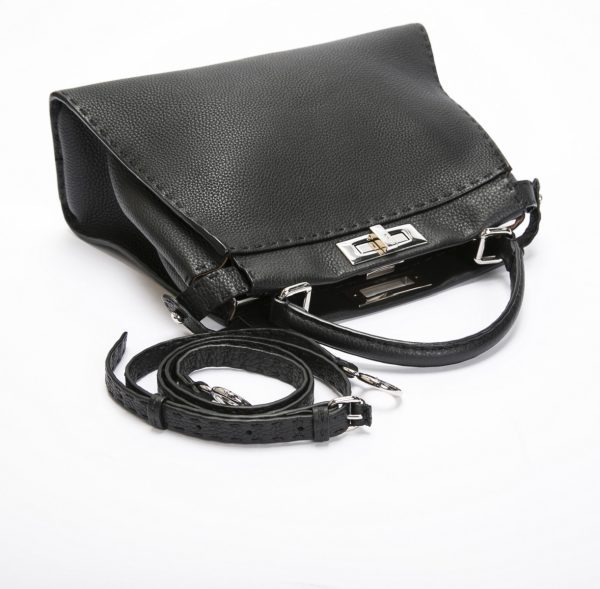 imgrc0070285941 Fendi Peekaboo Selleria Calf Shoulder Bag With Shoulder Strap 2way Black
