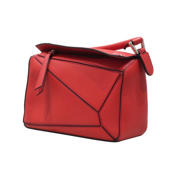 imgrc0078384436 Loewe Puzzle Small Classic Calfskin Handbag Red