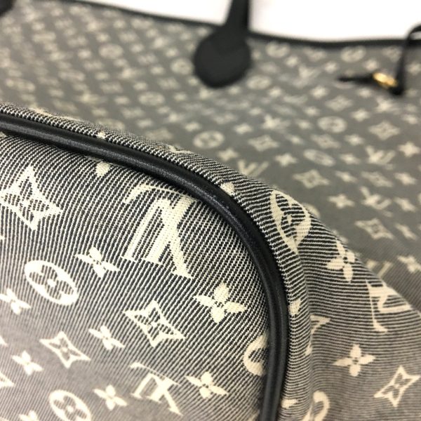 imgrc0078689835 Louis Vuitton Neverfull Mm Tote Bag Monogram