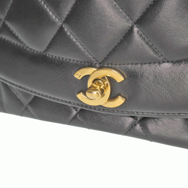 imgrc0079326393 Chanel Coco Mark Leather Women Chain shoulder bag Black