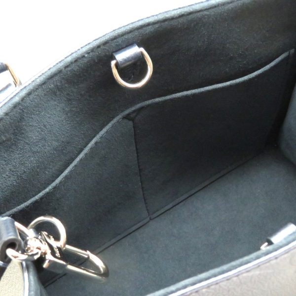 imgrc0079401990 Louis Vuitton On the Go PM Monogram Empreinte Handbag Shoulder Bag Navy Blue