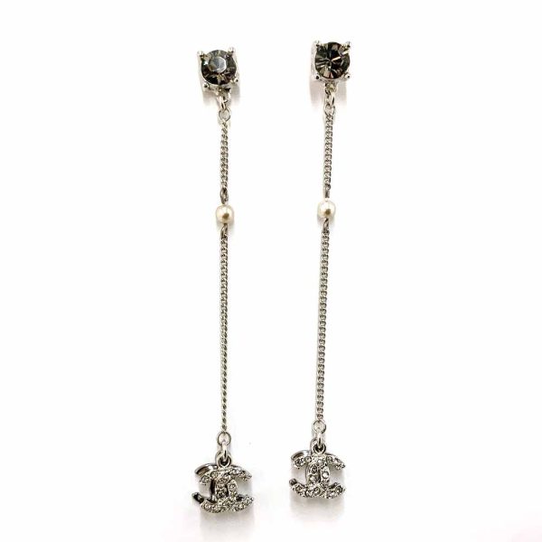 imgrc0079448094 Chanel Rhinestone Earrings 9cm x 2 Metal Rhinestones Coco Mark Silver