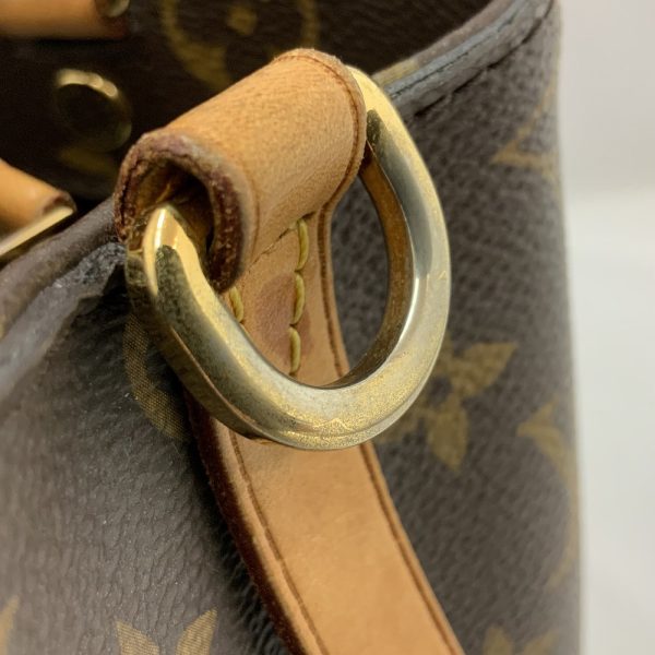 imgrc0079689107 Louis Vuitton Montaigne BB PVC Leather Monogram 2 Way Shoulder Bag