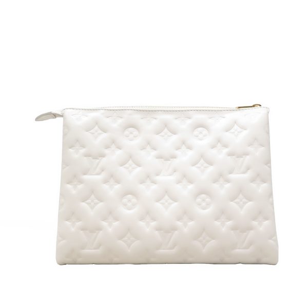 imgrc0080460299 Louis Vuitton Coussin PM Lambskin Leather Shoulder Bag Cream