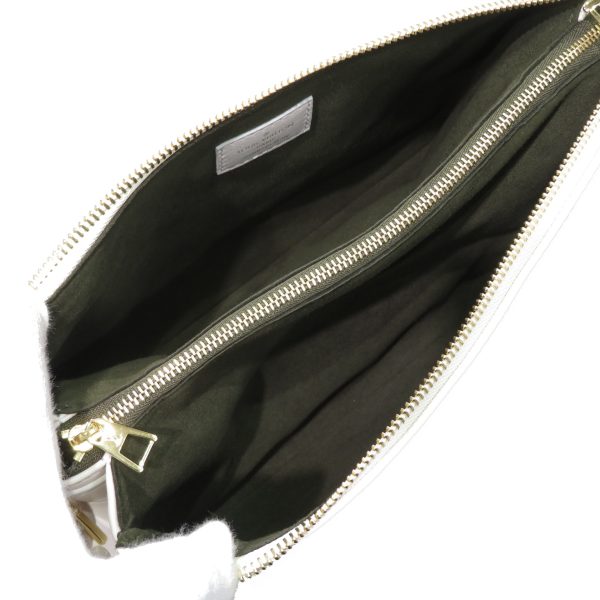 imgrc0080460308 Louis Vuitton Coussin PM Lambskin Leather Shoulder Bag Cream