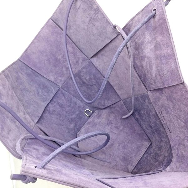 imgrc0081818667 Bottega Veneta Medium Intreccio Suede Tote Bag Calfskin Handbag Lavender Purple