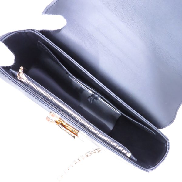 imgrc0082088871 Louis Vuitton Twist MM Episode Shoulder Bag Black Gold Hardware